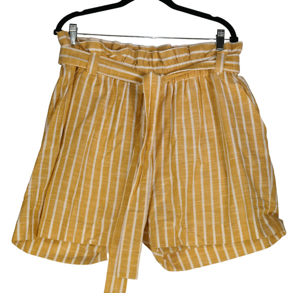 Liz Banks Shorts Womens 2X Yellow White Paper Bag Belted Pull On Pockets - Picture 1 of 8